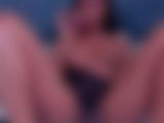 Live cam show with Yera - Ebony Teen (18+) on camwithhim.com