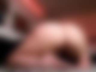 Live cam show with CarrottCake - Curvy Toys on SxyPornLive