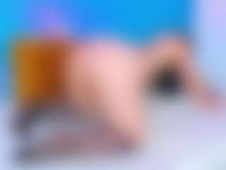 Live cam show with ParisRoa - Cosplay on SxyPornLive