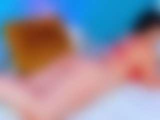 ParisRoa's Live Sex Cam Show