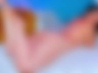 Live cam show with ParisRoa - Moaning on mypornchat.com