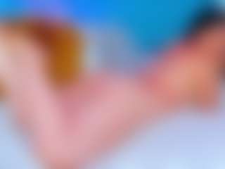 Live cam show with ParisRoa - Moaning on Ass Tok