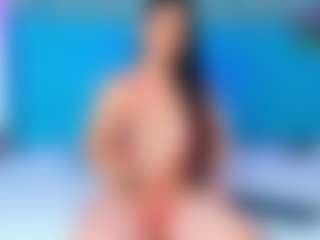 Live cam show with ParisRoa - Thick on eurowanks.com