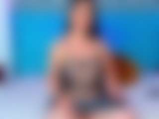Live cam show with ParisRoa - Moaning on Camsoda