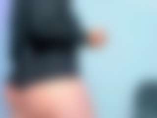 ParisRoa's Live Sex Cam Show