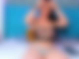 ParisRoa's Live Sex Cam Show