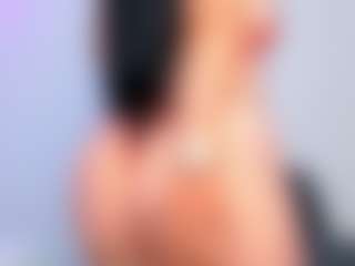 Live cam show with ParisRoa - Striptease MILF on alttransgirls