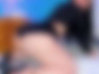 ParisRoa's Live Sex Cam Show