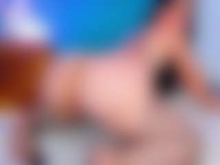 ParisRoa's Live Sex Cam Show