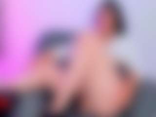 Live cam show with ParisRoa - Small Tits Mature on Camsoda