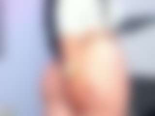 ParisRoa's Live Sex Cam Show