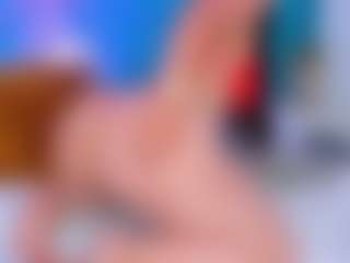 Live cam show with ParisRoa - Moaning on Camsoda