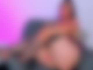 Live cam show with ParisRoa - Fingering MILF on Ass Tok