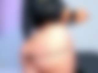ParisRoa's Live Sex Cam Show