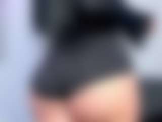 Live cam show with ParisRoa - Big Ass on camgirlchat.live
