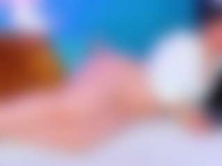 Live cam show with ParisRoa - Amateur MILF on Soda Cam
