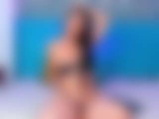ParisRoa's Live Sex Cam Show