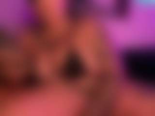 Live cam show with Sad1st1kSadie - MILF on Dolls Live