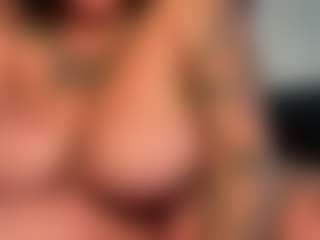 Live cam show with Sad1st1kSadie - MILF on Free Soda
