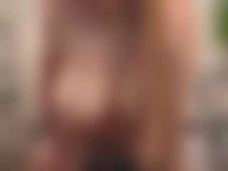 Live cam show with Vikky_Love - Thick on Nude Live Now