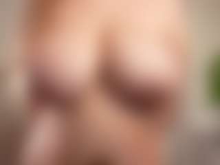 Live cam show with Vikky_Love - Brown Hair on Uber Horny