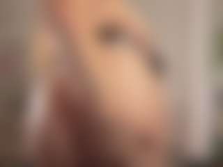 Vikky_Love's Live Sex Cam Show