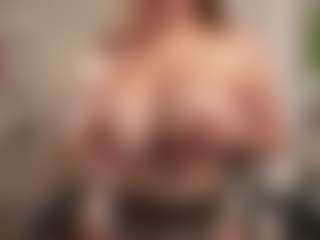 Vikky_Love's Live Sex Cam Show