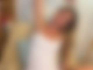 Live cam show with DannaEvan - Strapon on Uber Horny