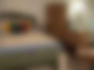 Live cam show with DannaEvan - Legs on Strip Flash - Live Sex Shows