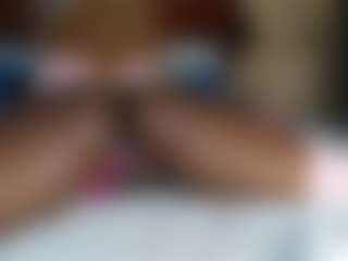 Exotic Smiles's Live Sex Cam Show