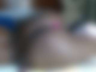 Exotic Smiles's Live Sex Cam Show