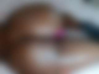 Exotic Smiles's Live Sex Cam Show