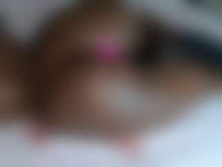 Exotic Smiles's Live Sex Cam Show
