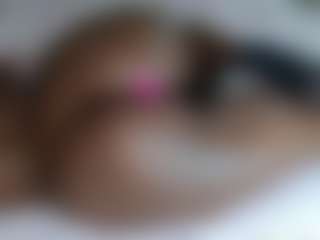 Exotic Smiles's Live Sex Cam Show