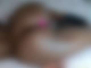 Exotic Smiles's Live Sex Cam Show