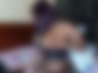 Exotic Smiles's Live Sex Cam Show