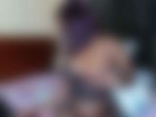 Exotic Smiles's Live Sex Cam Show