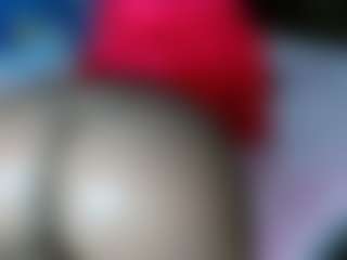 Exotic Smiles's Live Sex Cam Show