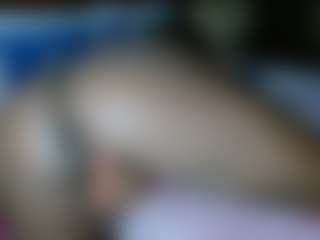 Exotic Smiles's Live Sex Cam Show