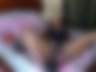 Exotic Smiles's Live Sex Cam Show