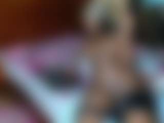 Exotic Smiles's Live Sex Cam Show
