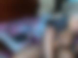 Live cam show with Exotic Smiles - Brown Eyes on madthumbs