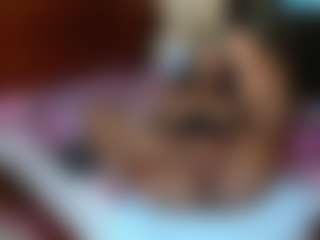 Exotic Smiles's Live Sex Cam Show