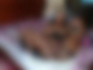 Exotic Smiles's Live Sex Cam Show