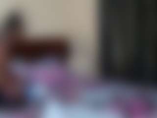 Exotic Smiles's Live Sex Cam Show
