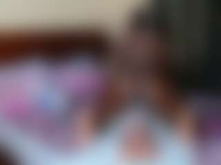 Exotic Smiles's Live Sex Cam Show