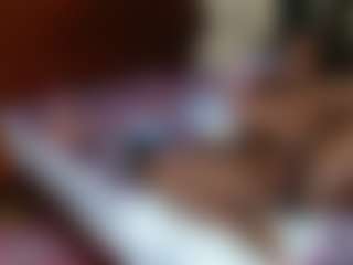 Live cam show with Exotic Smiles - Bedroom on AdultVida.com