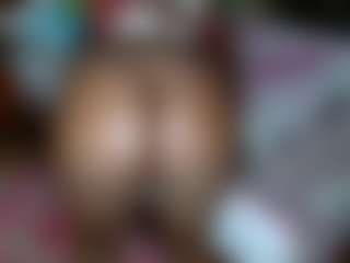 Exotic Smiles's Live Sex Cam Show