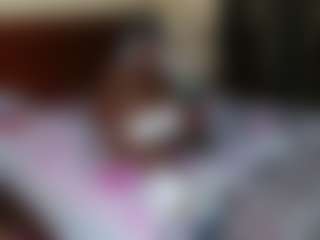 Live cam show with Exotic Smiles - Natural on madthumbs