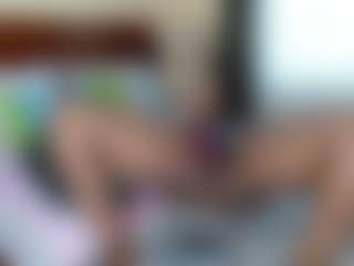 Live cam show with Exotic Smiles - Natural on livesuperchat.net
